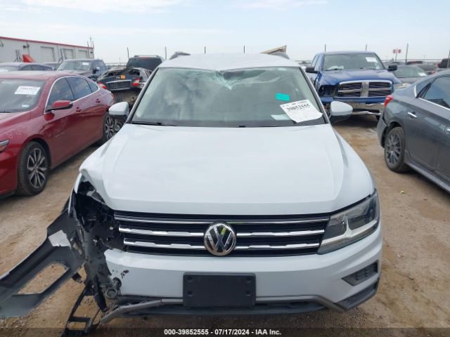3VV3B7AXXJM180115 Volkswagen Tiguan 2.0t Se/2.0t Sel