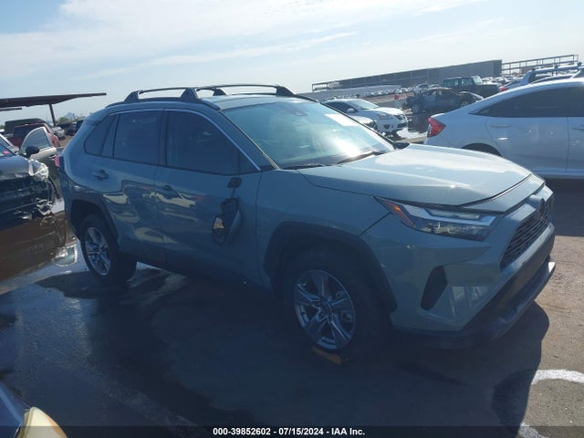 Toyota Rav4 Xle 2022 2T3W1RFV8NW207799 main image