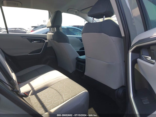 Toyota Rav4 Xle 2022 2T3W1RFV8NW207799 Image 8