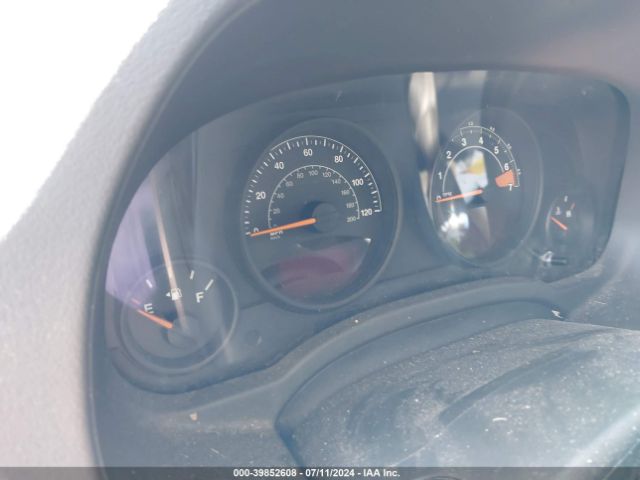 1C4NJPFA8GD711041 Jeep Patriot Latitude