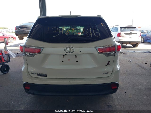 Toyota Highlander Xle V6 2016 5TDKKRFH3GS507048 Image 16
