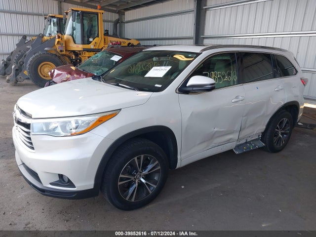 Toyota Highlander Xle V6 2016 5TDKKRFH3GS507048 Image 2