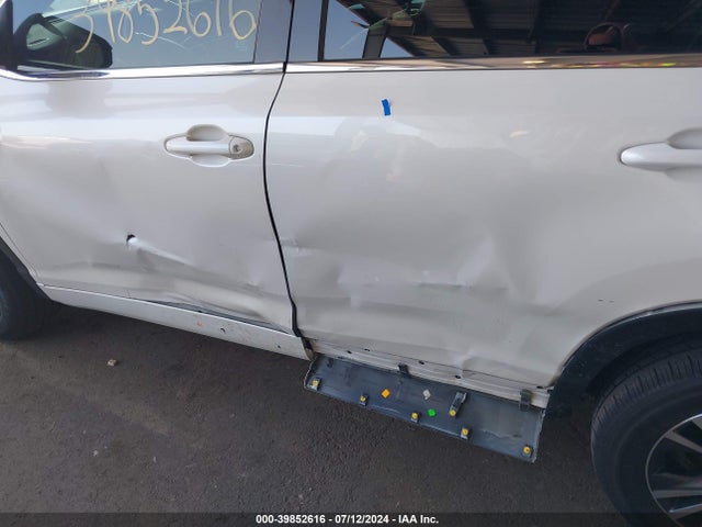Toyota Highlander Xle V6 2016 5TDKKRFH3GS507048 Image 6