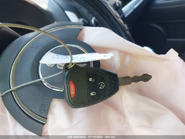 1C4NJDEB1ED631716 Jeep Compass Latitude