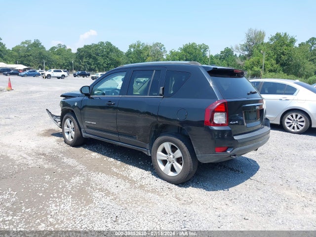 1C4NJDEB1ED631716 Jeep Compass Latitude