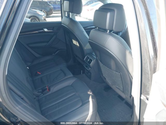 WA1BNAFY1K2104768 Audi Q5 45 Premium
