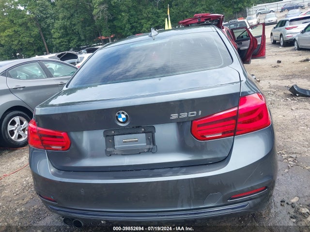 WBA8B9G58JNU97898 BMW 330I