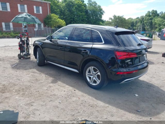 WA1BNAFY2J2217028 Audi Q5 2.0t Premium/2.0t Tech Premium