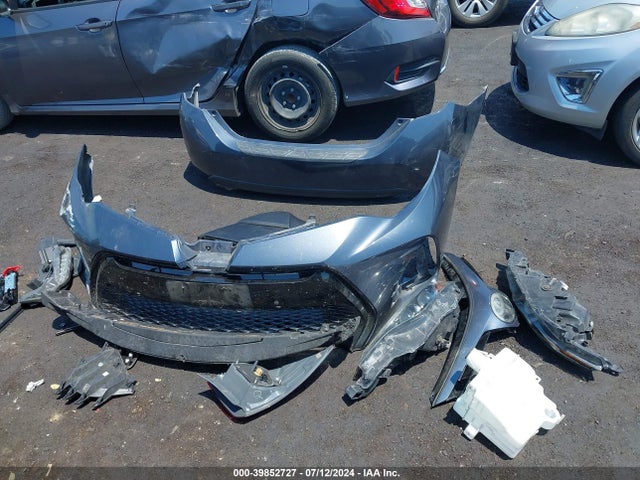 Toyota COROLLA SE 2017 5YFBURHE8HP707639 Image 12