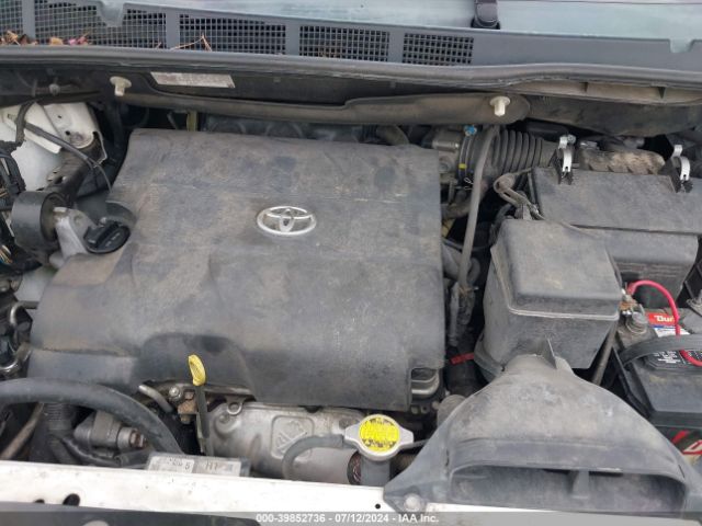 5TDKK3DC3ES411101 Toyota Sienna Le V6 8 Passenger
