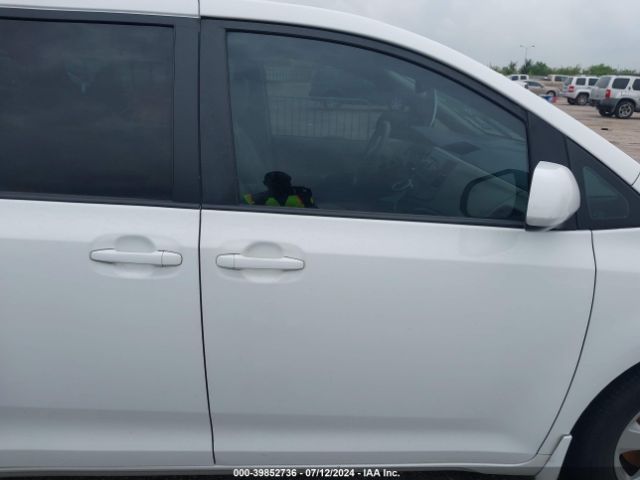 5TDKK3DC3ES411101 Toyota Sienna Le V6 8 Passenger