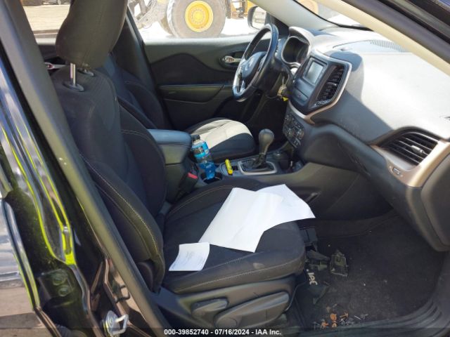1C4PJMCSXGW248473 Jeep Cherokee Latitude