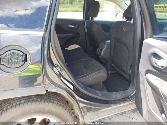 1C4PJMCSXGW248473 Jeep Cherokee Latitude