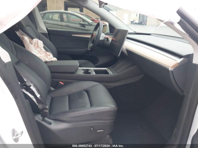 2023 TESLA MODEL Y 7SAYGDEE4PF751899 Photo 4