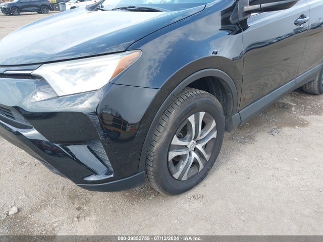 Toyota RAV4 LE 2018 2T3ZFREV8JW460941 Image 6