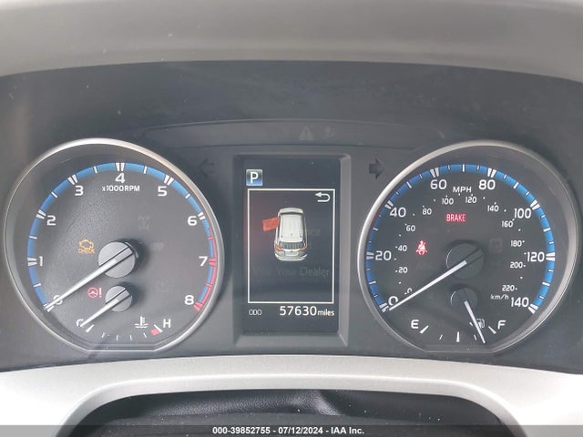 Toyota RAV4 LE 2018 2T3ZFREV8JW460941 Image 7
