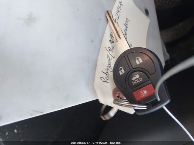 3N1AB7AP9HY272733 Nissan SENTRA S