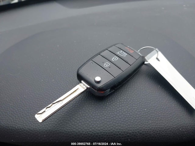 KIA Soul 2019 KNDJN2A26K7001214 Image 11