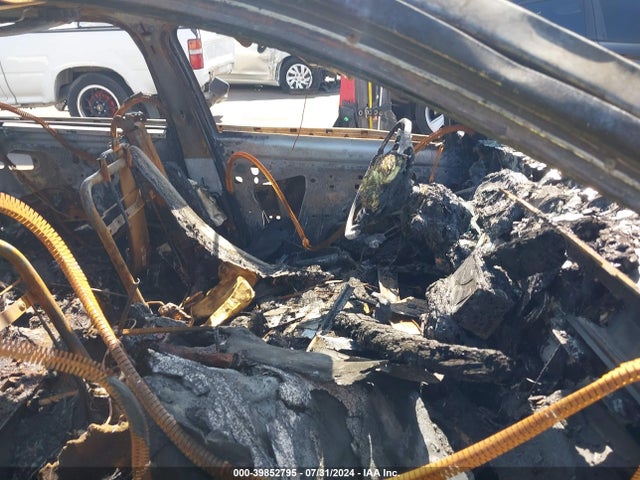 2005 CADILLAC CTS-V 1G6DN56S050176811 Photo 4