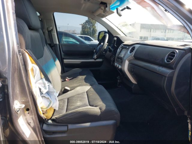 5TFDM5F12HX069505 Toyota Tundra Sr5 4.6l V8