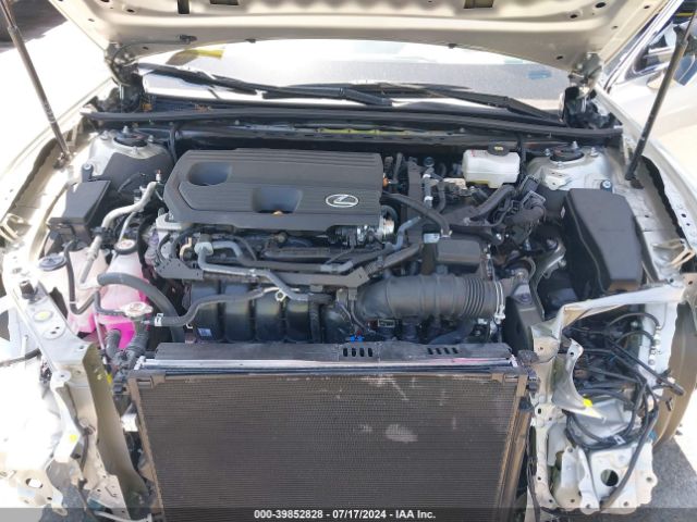 58ADA1C17RU039087 Lexus ES 300H