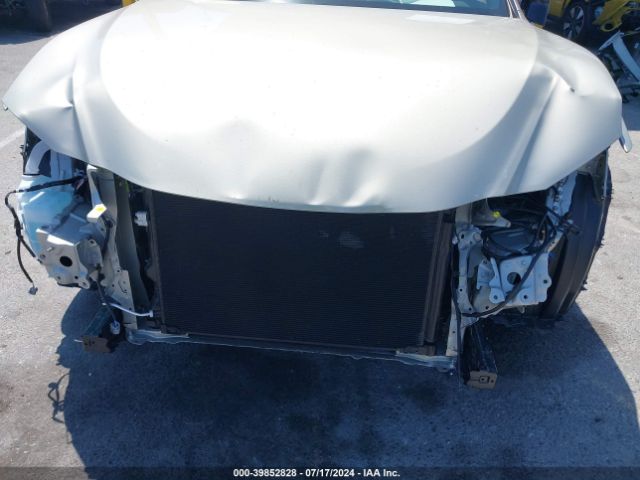 58ADA1C17RU039087 Lexus ES 300H