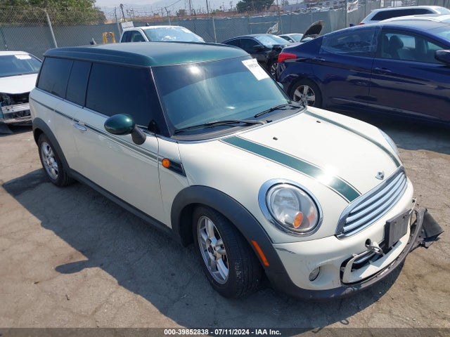 2013 MINI CLUBMAN WMWZF3C53DT489672 Photo 0