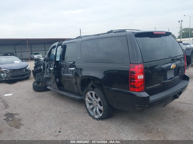 Chevrolet Suburban 1500 Lt 2014 1GNSCJE03ER200024 Image 3