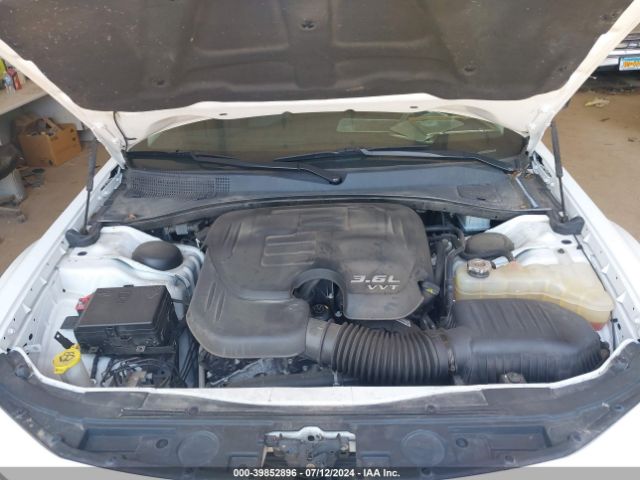 2C3CCAKG4KH595183 Chrysler 300 Limited Awd