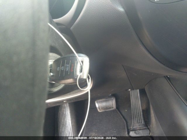 KNDJP3A5XK7022111 KIA SOUL +