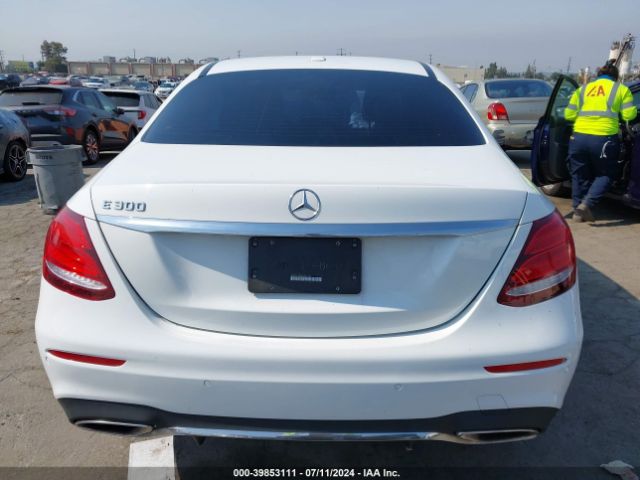 WDDZF4JB8HA057040 Mercedes-Benz E 300