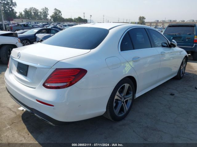 WDDZF4JB8HA057040 Mercedes-Benz E 300