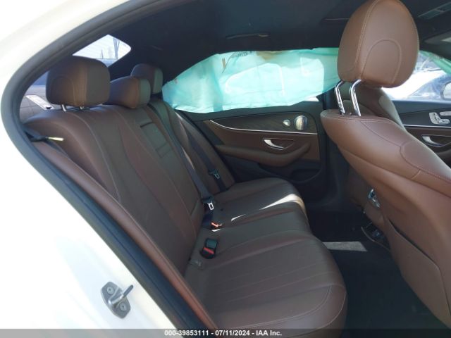 WDDZF4JB8HA057040 Mercedes-Benz E 300
