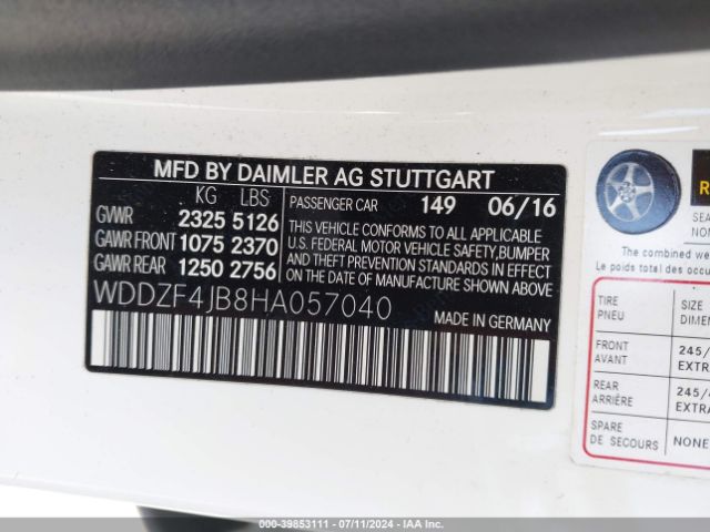 WDDZF4JB8HA057040 Mercedes-Benz E 300