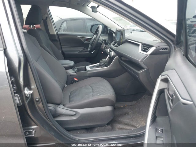 Toyota RAV4 LE 2022 2T3H1RFV5NC184377 Image 5