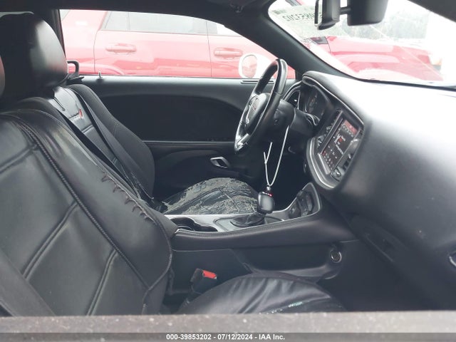 Dodge Challenger Sxt 2018 2C3CDZAGXJH161104 Image 5