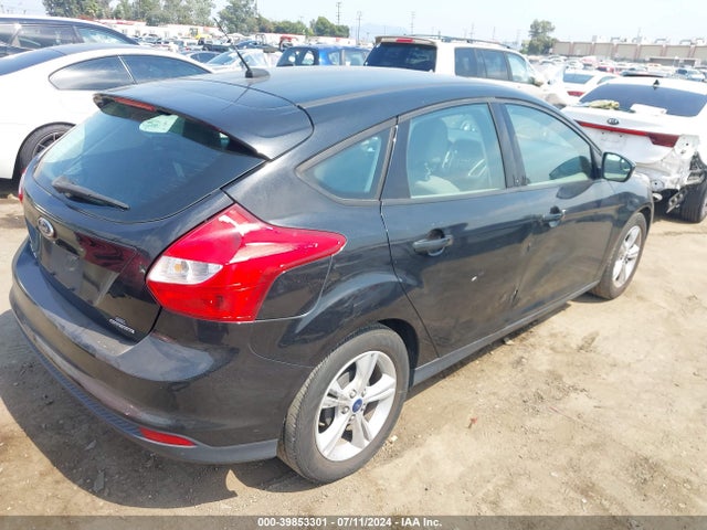 Ford FOCUS SE 2014 1FADP3K24EL367489 Image 4