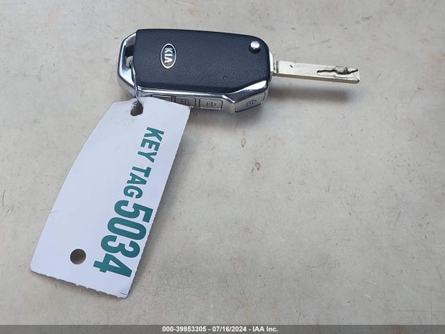 KNDJ23AU0L7081689 KIA SOUL LX
