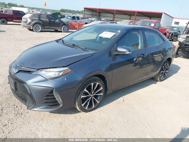 Toyota COROLLA SE 2017 2T1BURHE5HC830038 Image 2