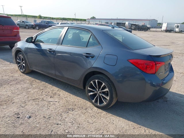 Toyota COROLLA SE 2017 2T1BURHE5HC830038 Image 3