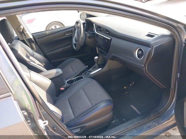 Toyota COROLLA SE 2017 2T1BURHE5HC830038 Image 5