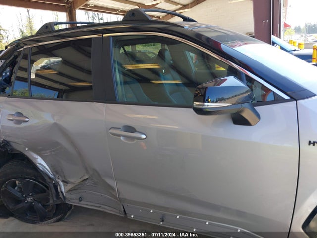 2T3EWRFV5LW074672 Toyota Rav4 Hybrid Xse