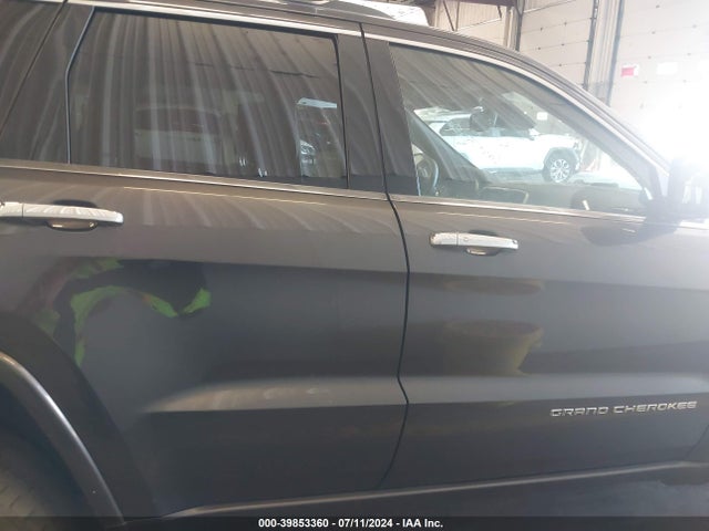 1C4RJFCM2FC845235 Jeep Grand Cherokee Overland