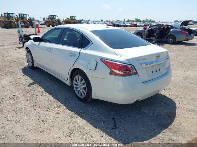 Nissan Altima 2.5 S 2014 1N4AL3AP8EN390015 Image 3