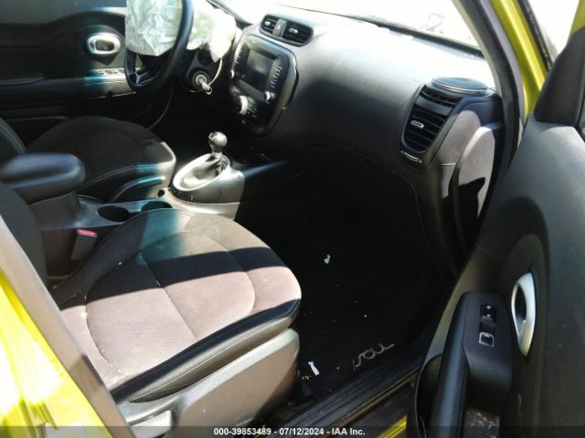 KNDJN2A25J7899206 KIA Soul