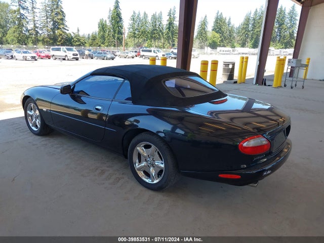 1999 JAGUAR XK8 SAJGX2047XC042491 Photo 2
