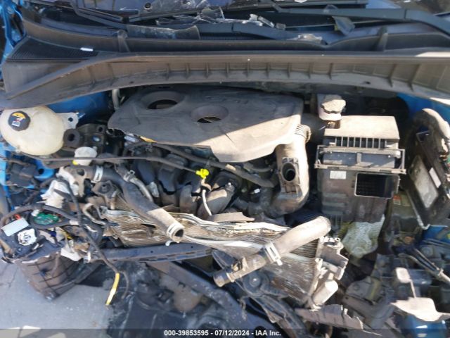 KM8J33A47GU083827 Hyundai TUCSON SE