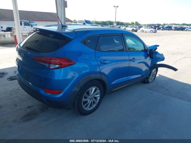 KM8J33A47GU083827 Hyundai TUCSON SE