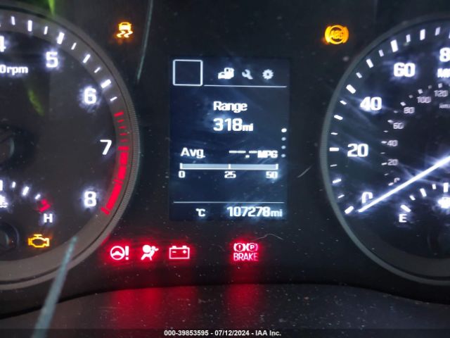 KM8J33A47GU083827 Hyundai TUCSON SE