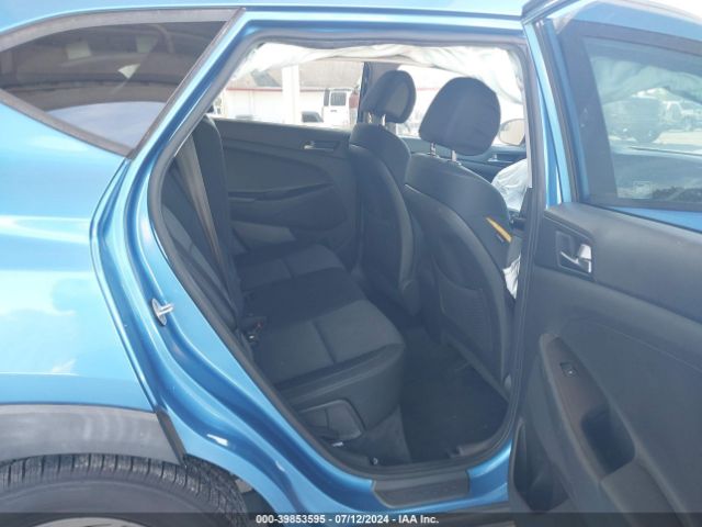 KM8J33A47GU083827 Hyundai TUCSON SE